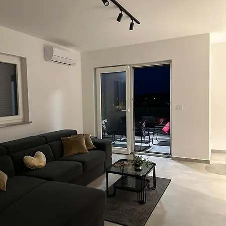 Apartment David *